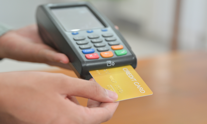 Retailers Pay £1.1bn To Accept Customer Payments